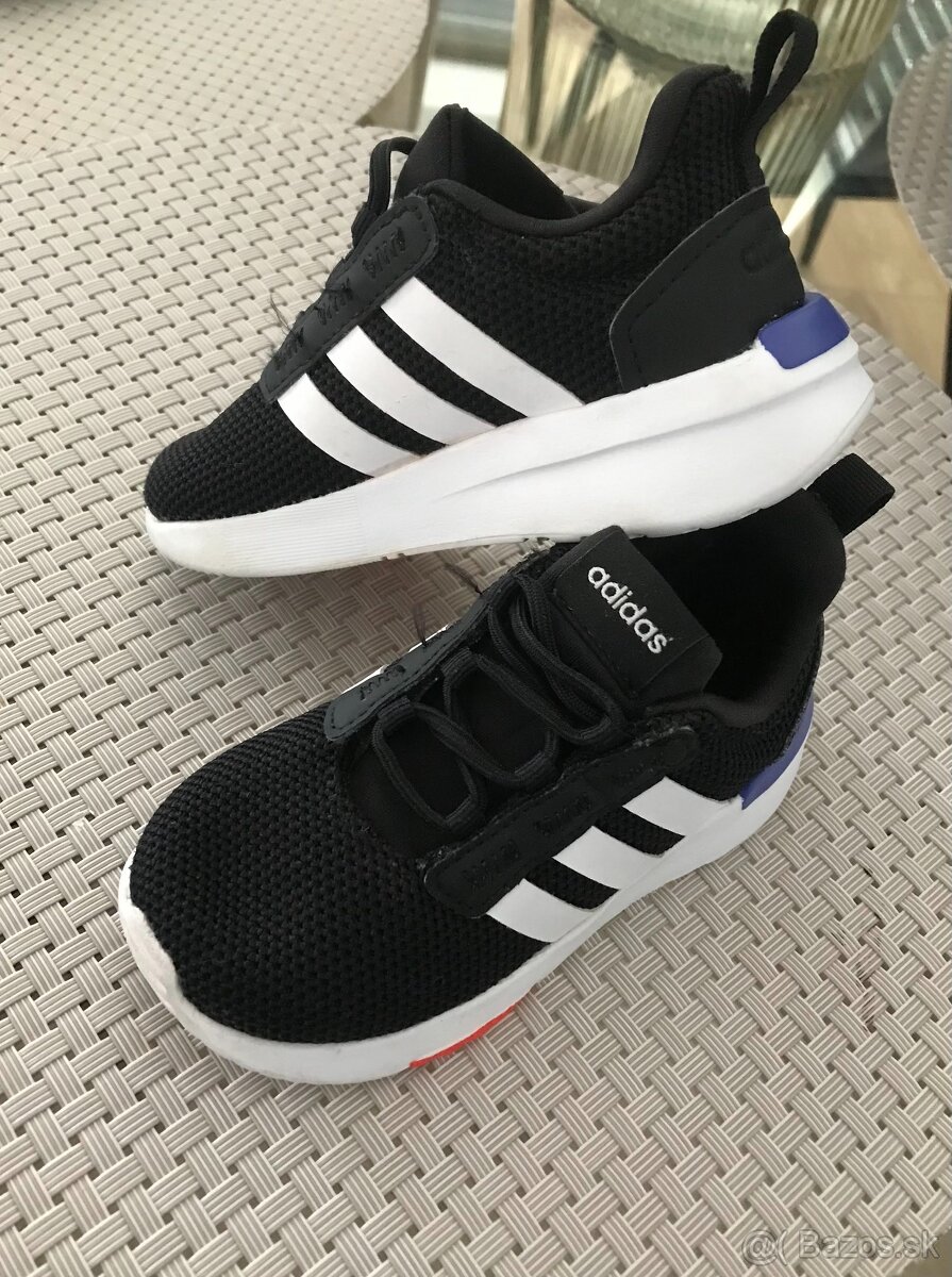 Detské tenisky adidas UK6 (23)
