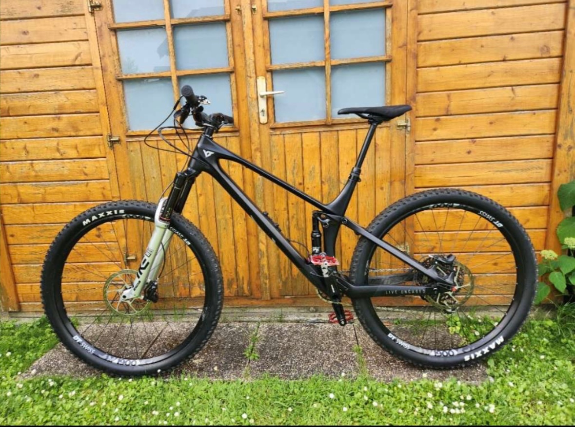 Yt Izzo XL 29
