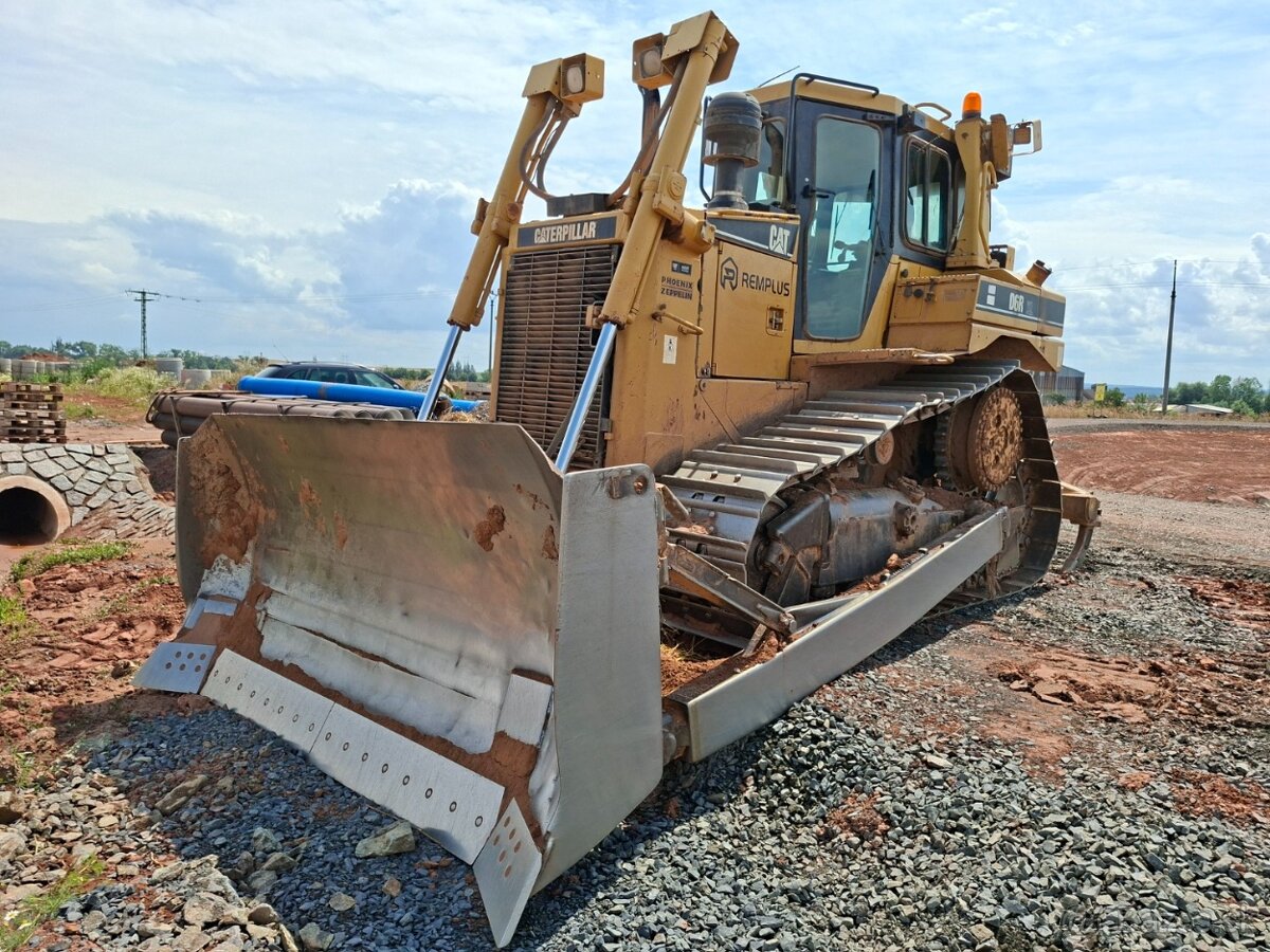 CATERPILLAR D6R XL