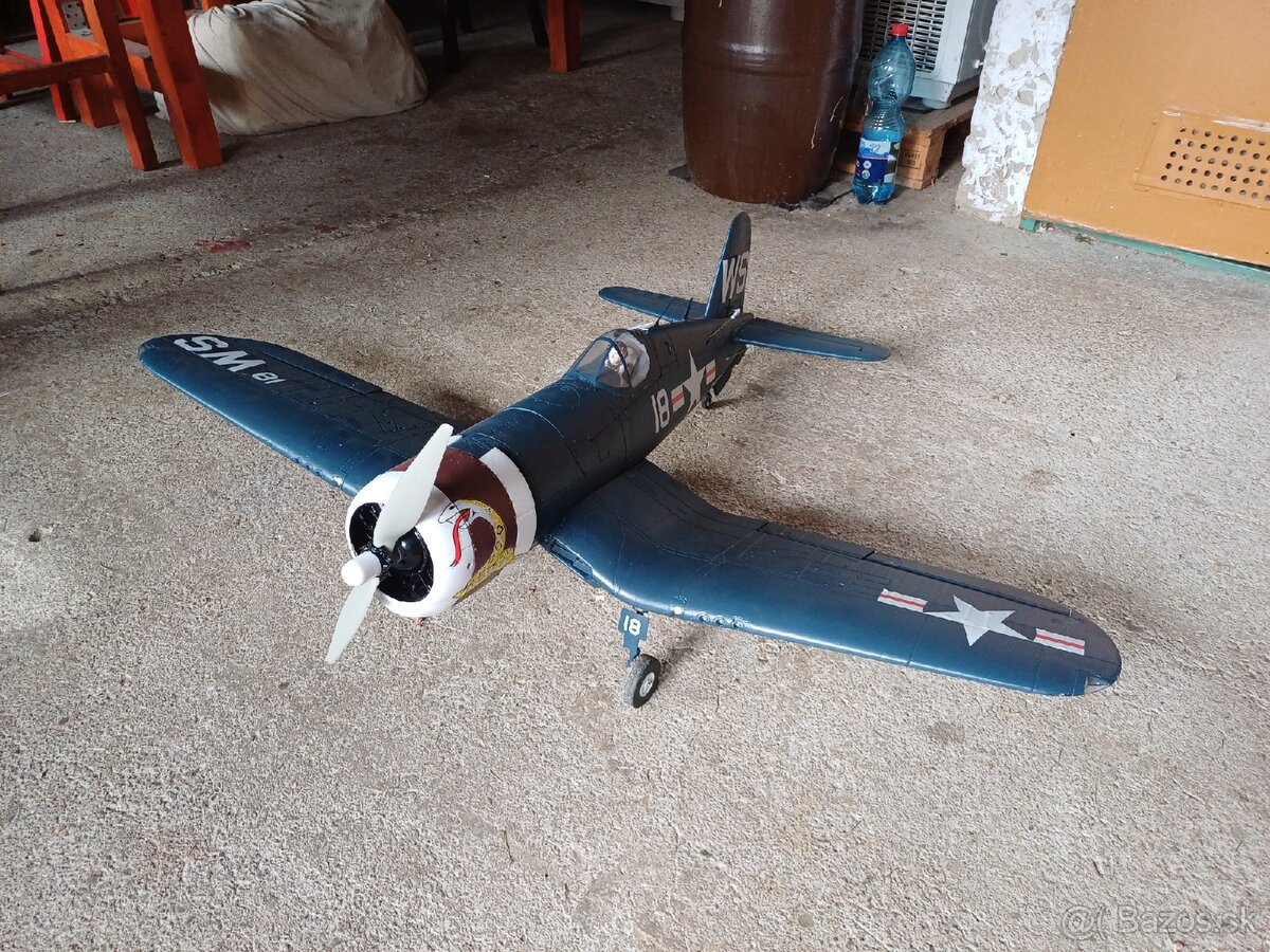 RC Model F4U-4 Corsair