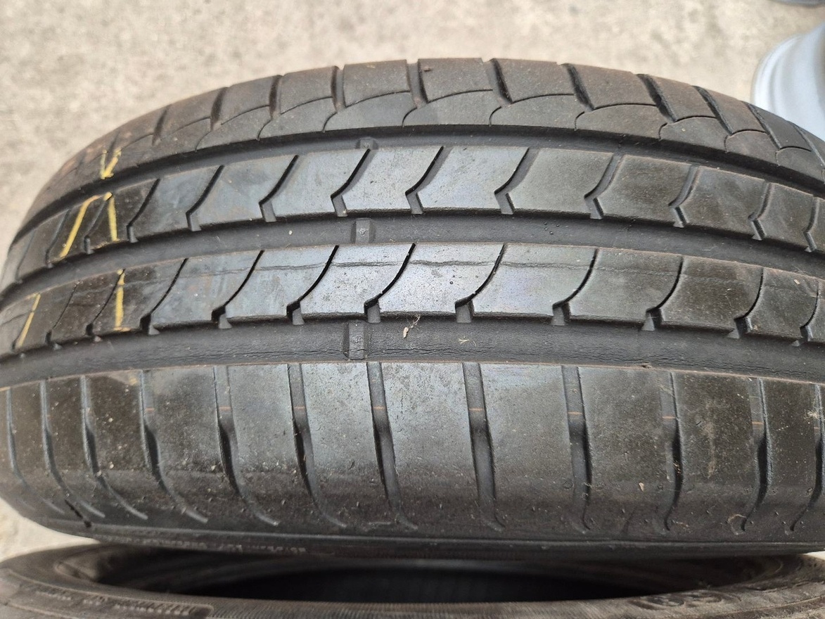 195/60 r16 letné 4 ks GOODYEAR dezén 7,7 - 7,1 mm