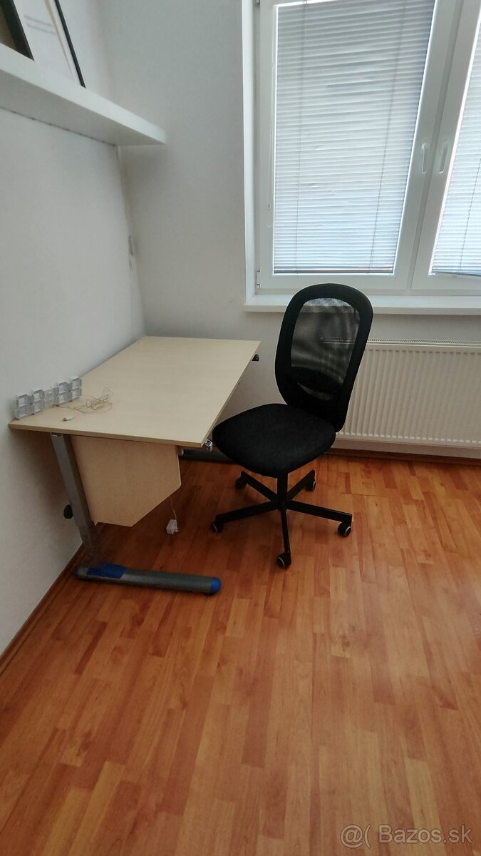🪑 Predám pracovný stôl so stoličkou