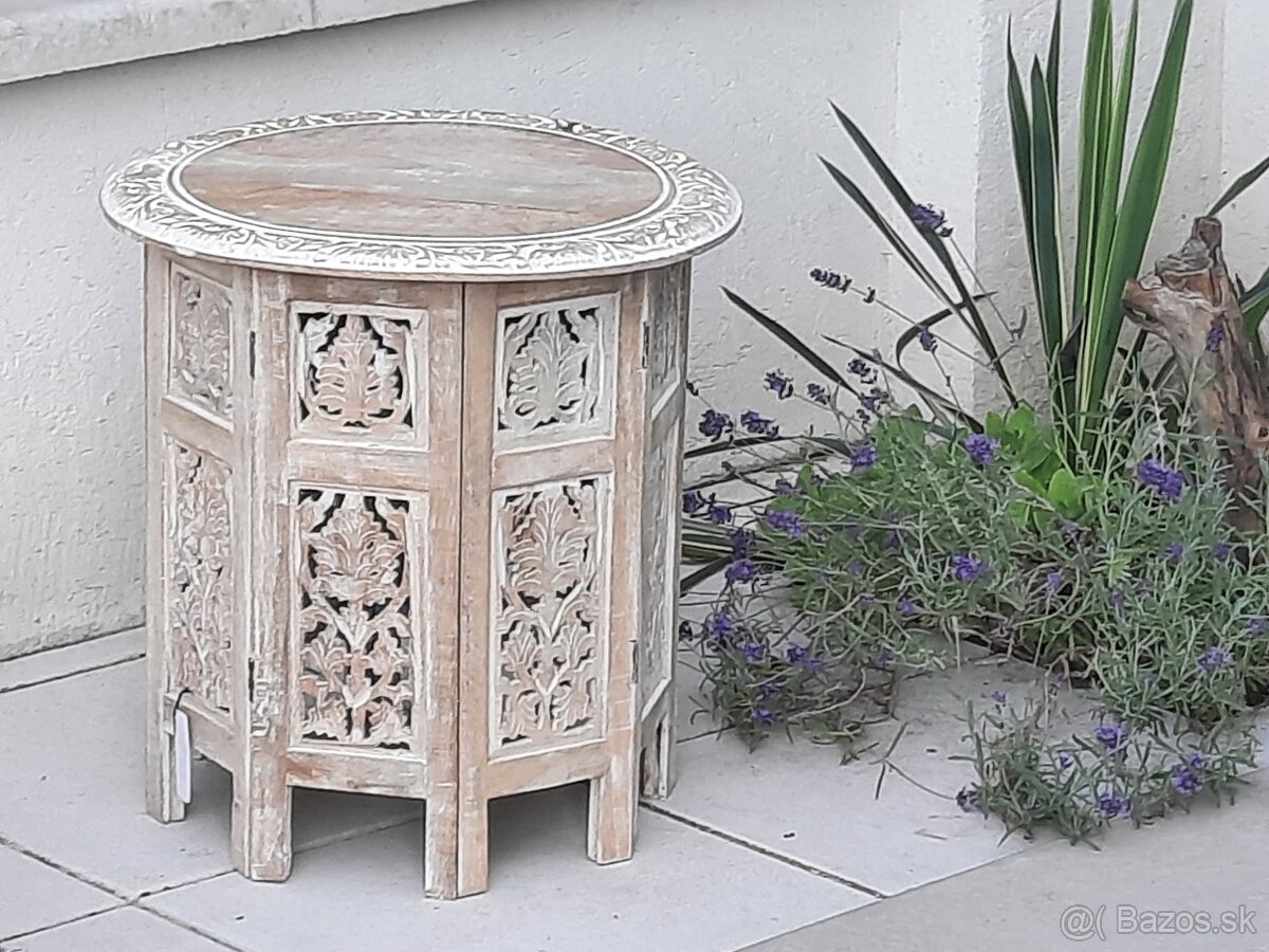 Konferenčný stolík/ príručný stolík  / drevený záhradný stol
