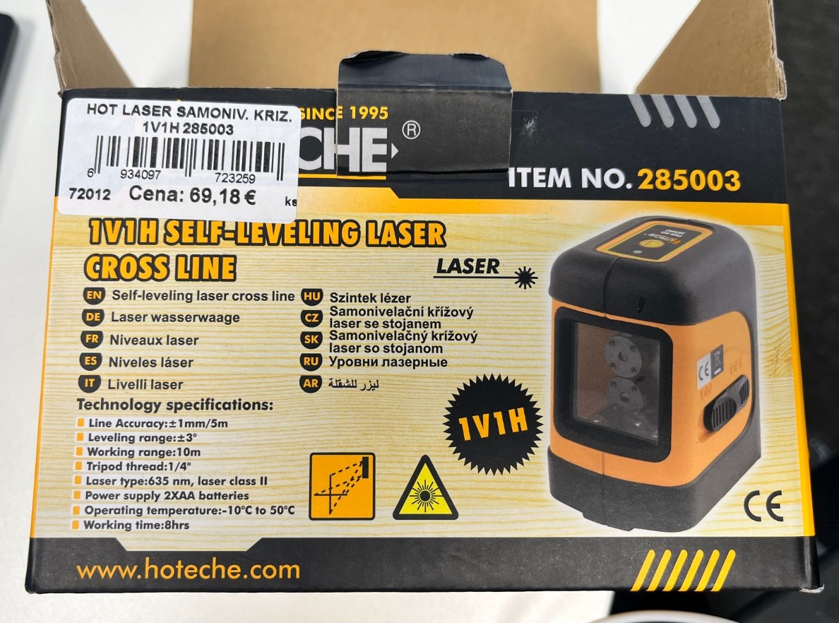 Samonivelačný krížový laser.