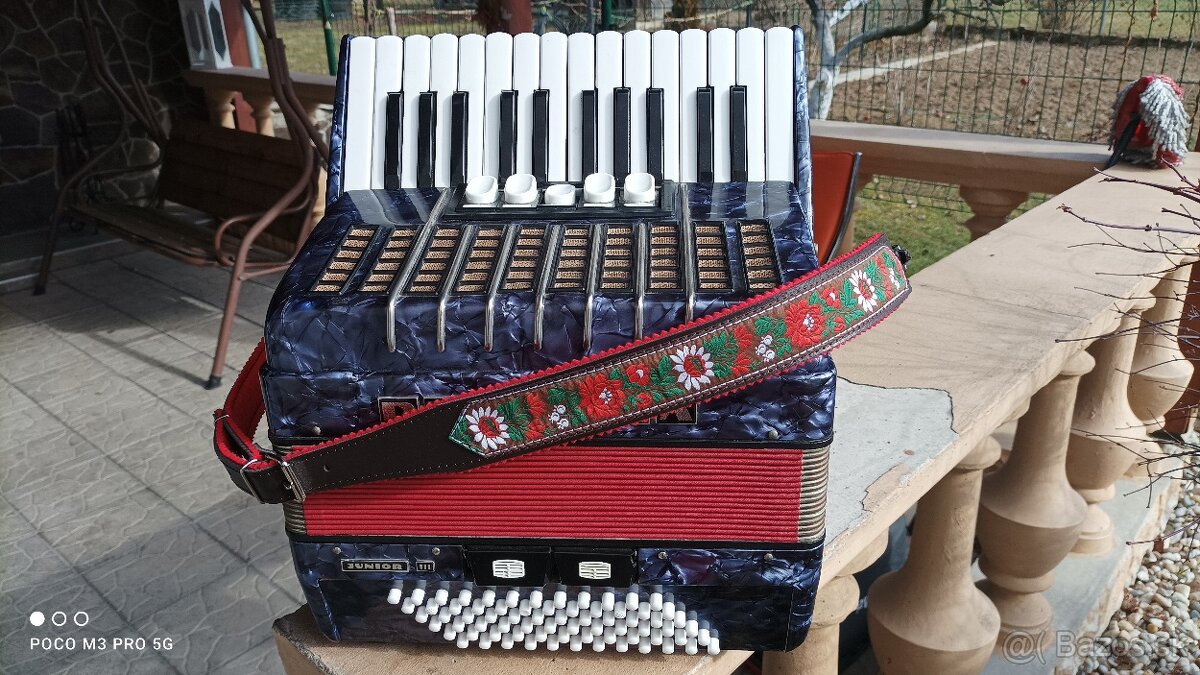 Harmonika -Akordeon.Delícia Junior 72basová.