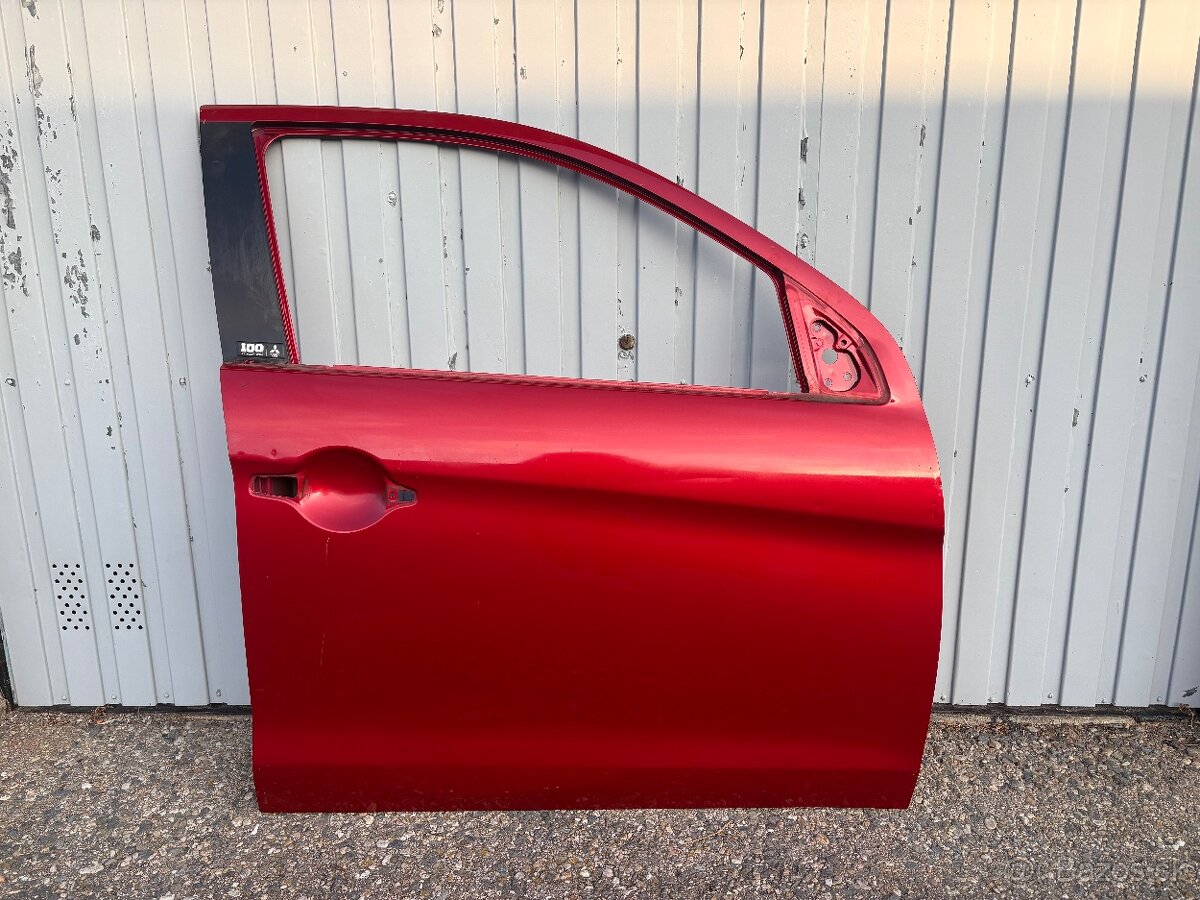 Mitsubishi ASX pravé přední dveře