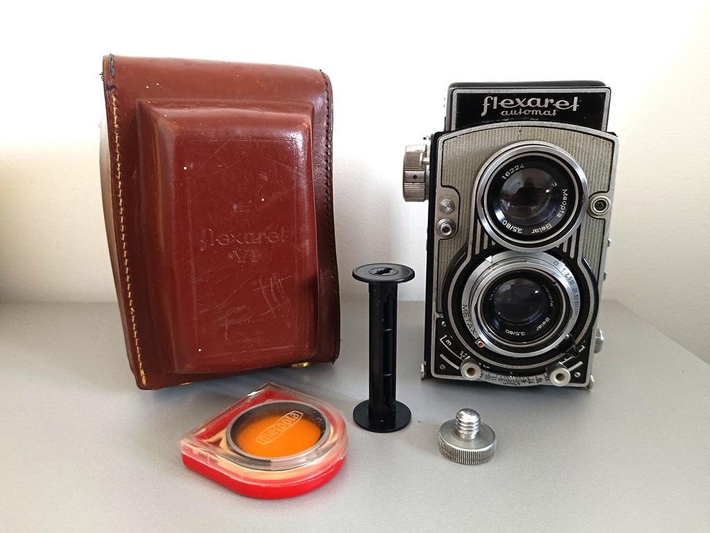 Flexaret VI s prislusenstvom