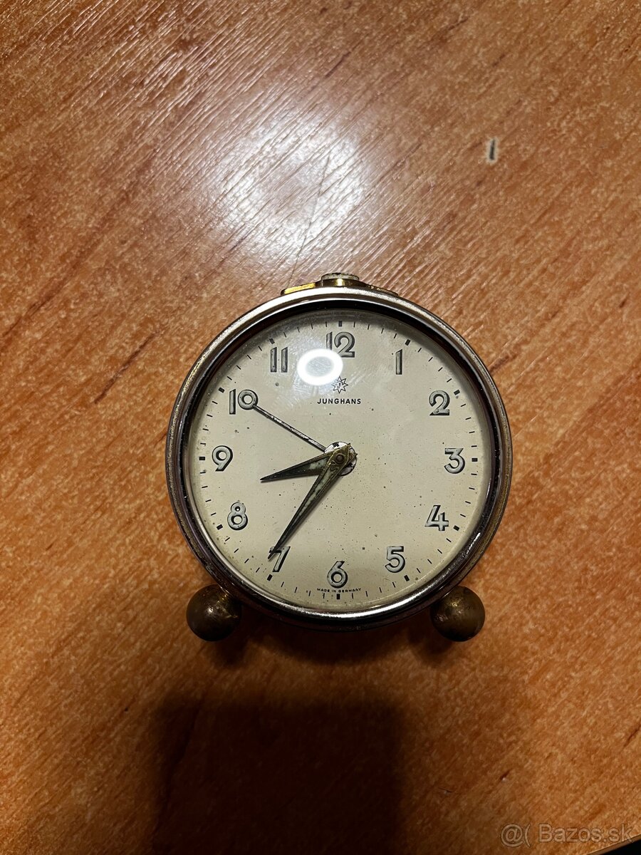 Mechanické hodiny s budikomznačka-JUNGHANS