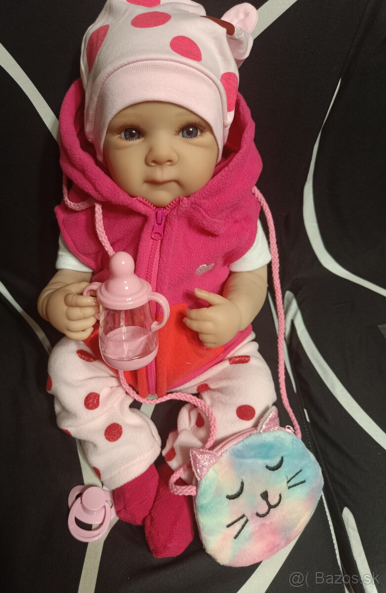 Realistická bábika Amélia