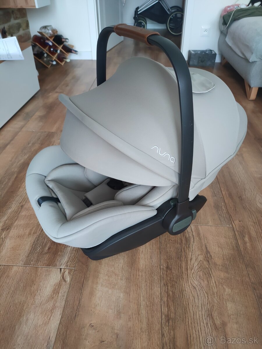 Nuna Arra next polohovateľné vajíčko