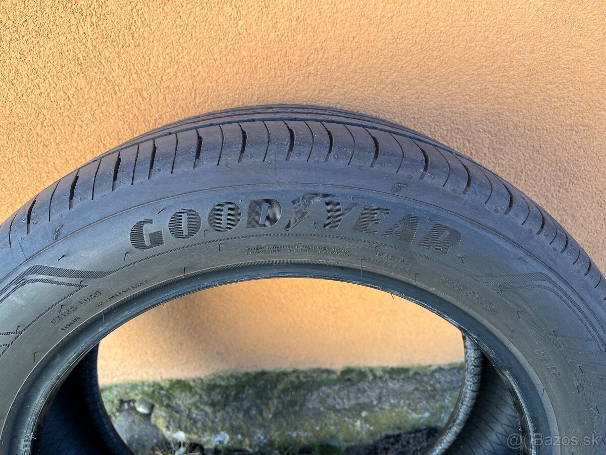 Goodyear Performance Grip 2 215/55 R18 99V