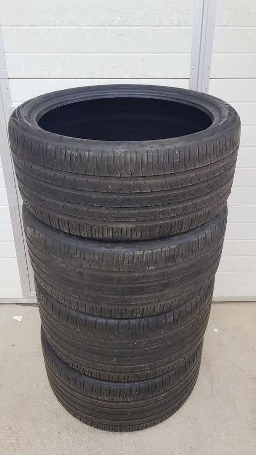 275/35 R22+315/30 R22 Continental letné pneumatiky