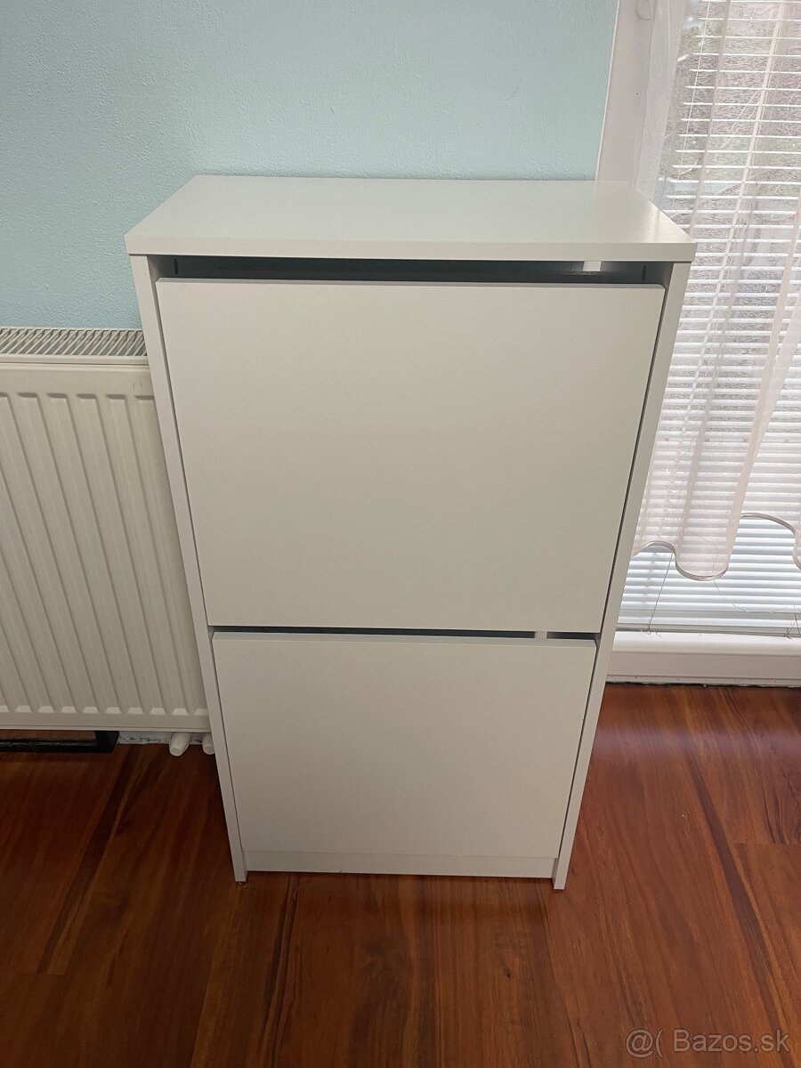 Botník / skrinka na topánky IKEA