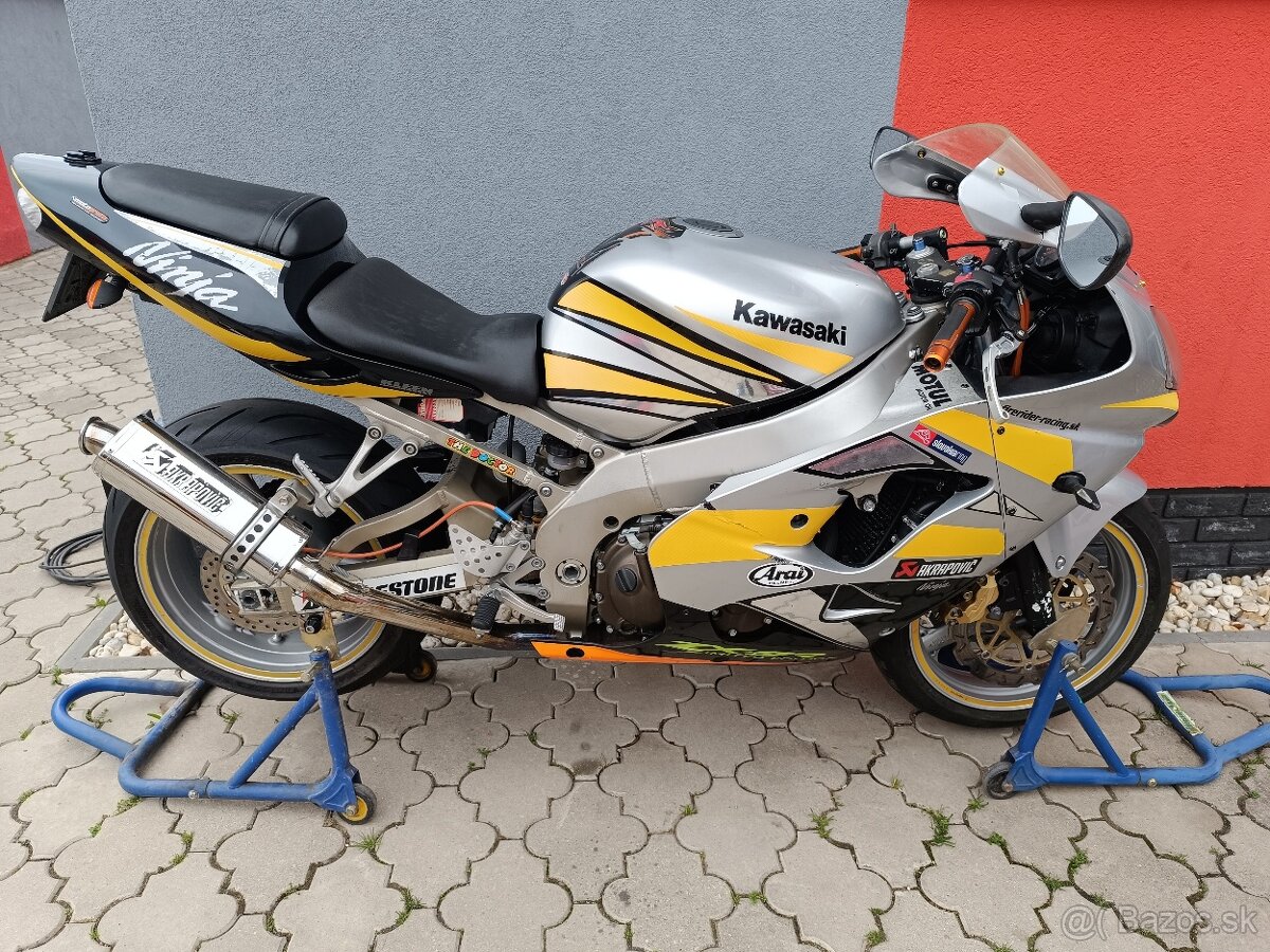 Kawasaki Ninja ZX900CE