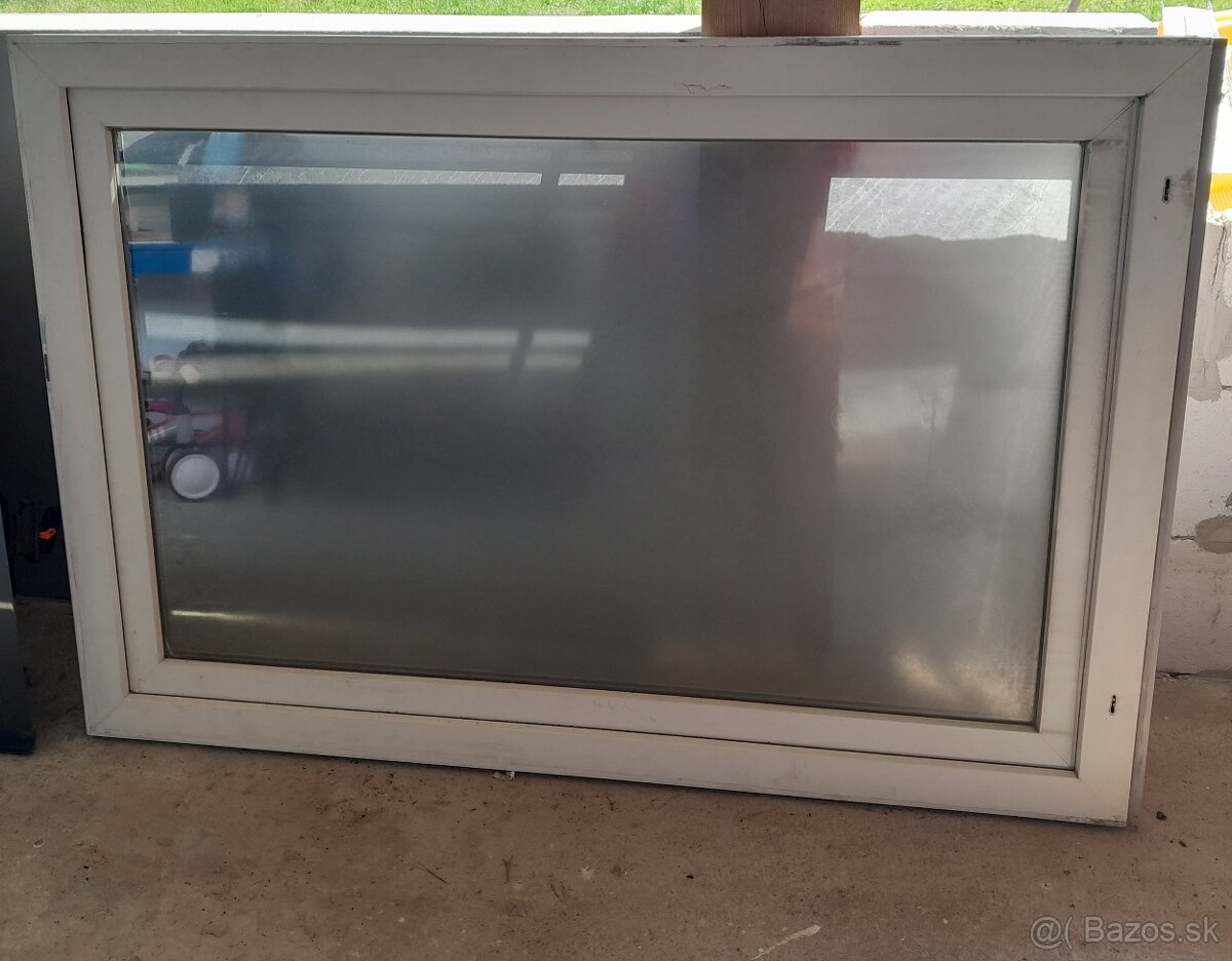 Plastove okno