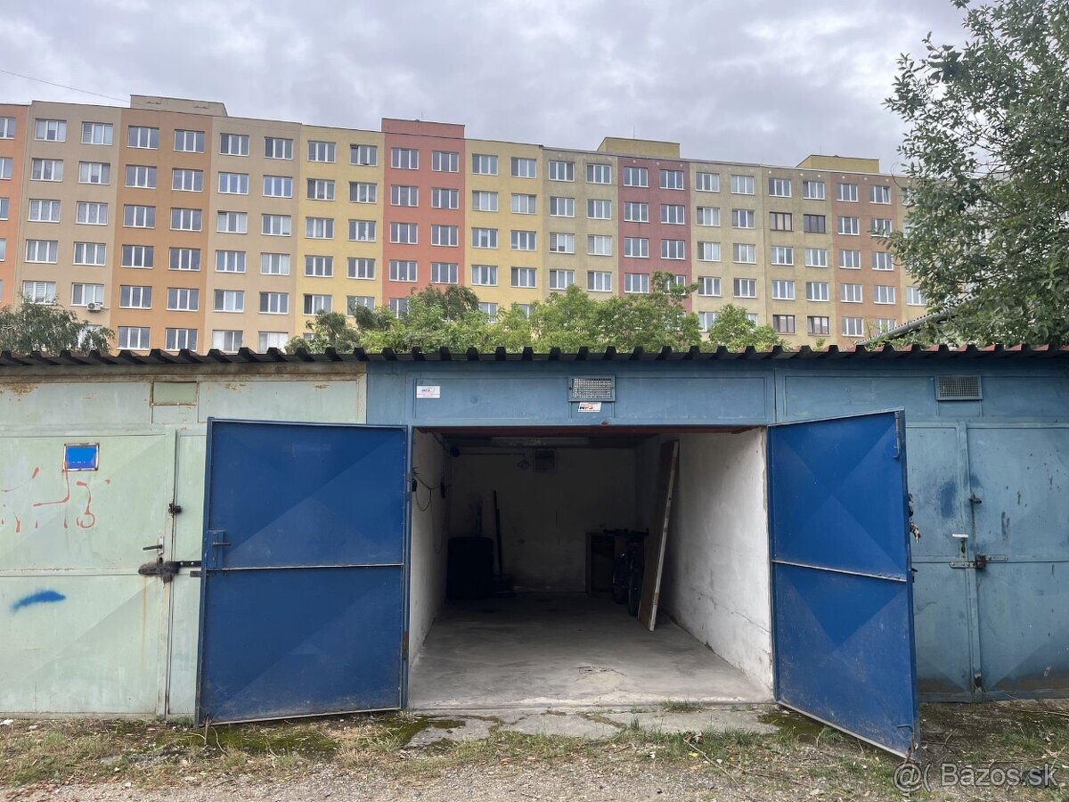 GARÁŽ- JUH -KRAKOVSKÁ, OV, 18m2+Elektrina