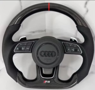 Karbonovy skoseny volant audi s airbagom