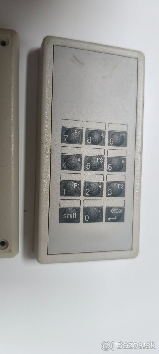 Numerická membránová klávesnica v puzdre Hammond 1599B