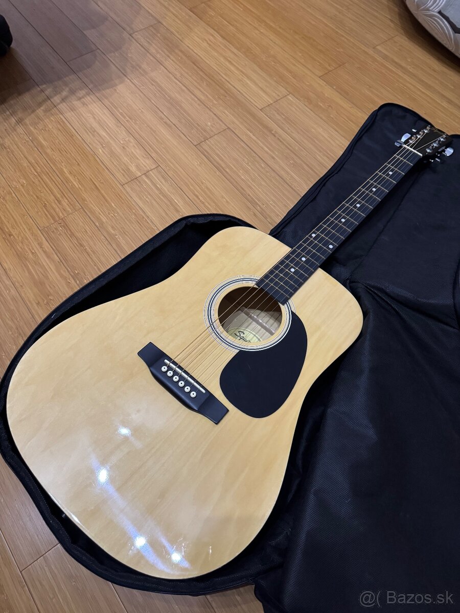 Gitara akustická Squier by Fender