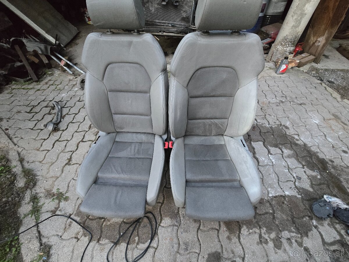Audi Sedačky