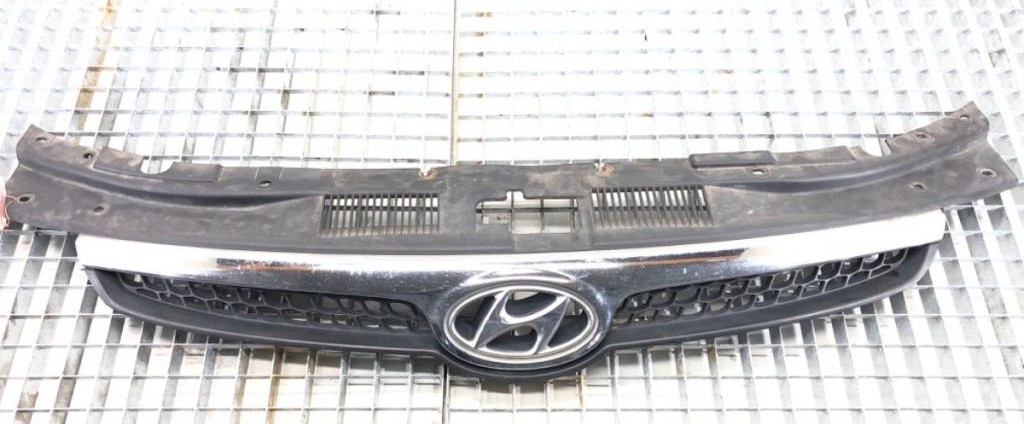 Hyundai i30 2010 predná maska