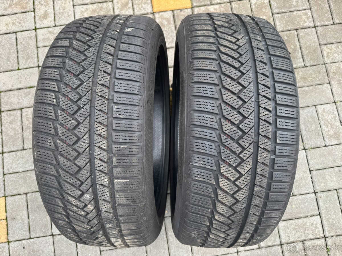 245/45 R19