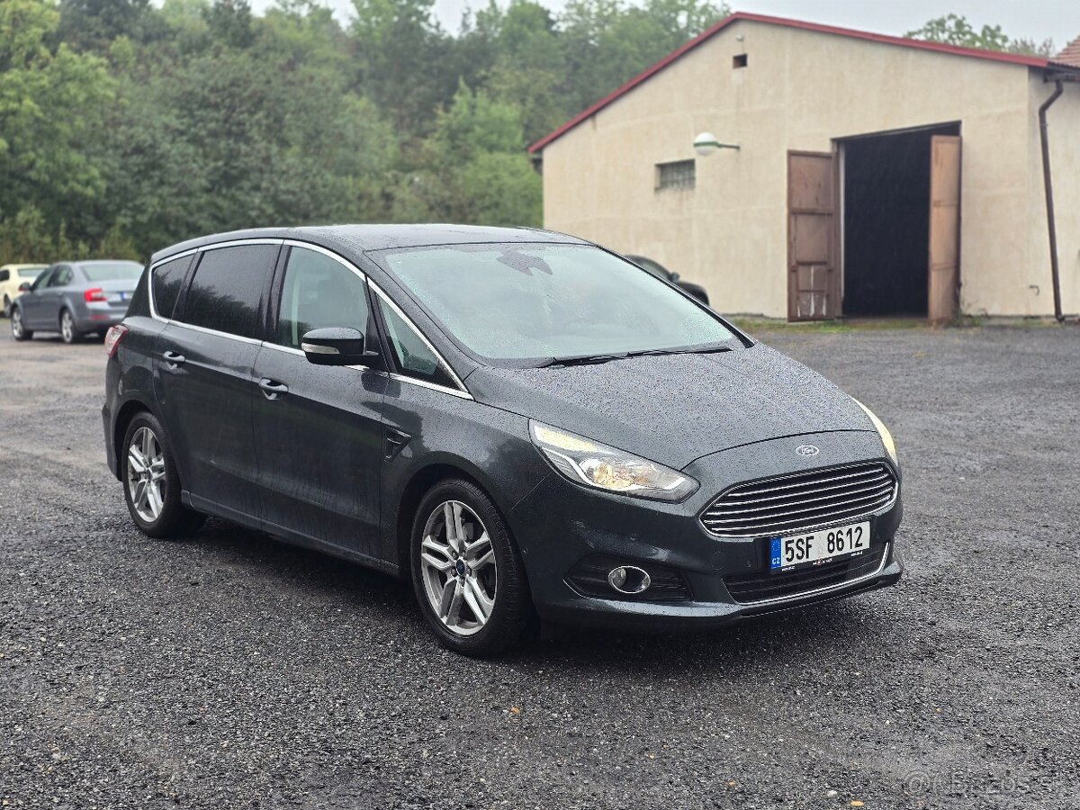 Ford S-Max