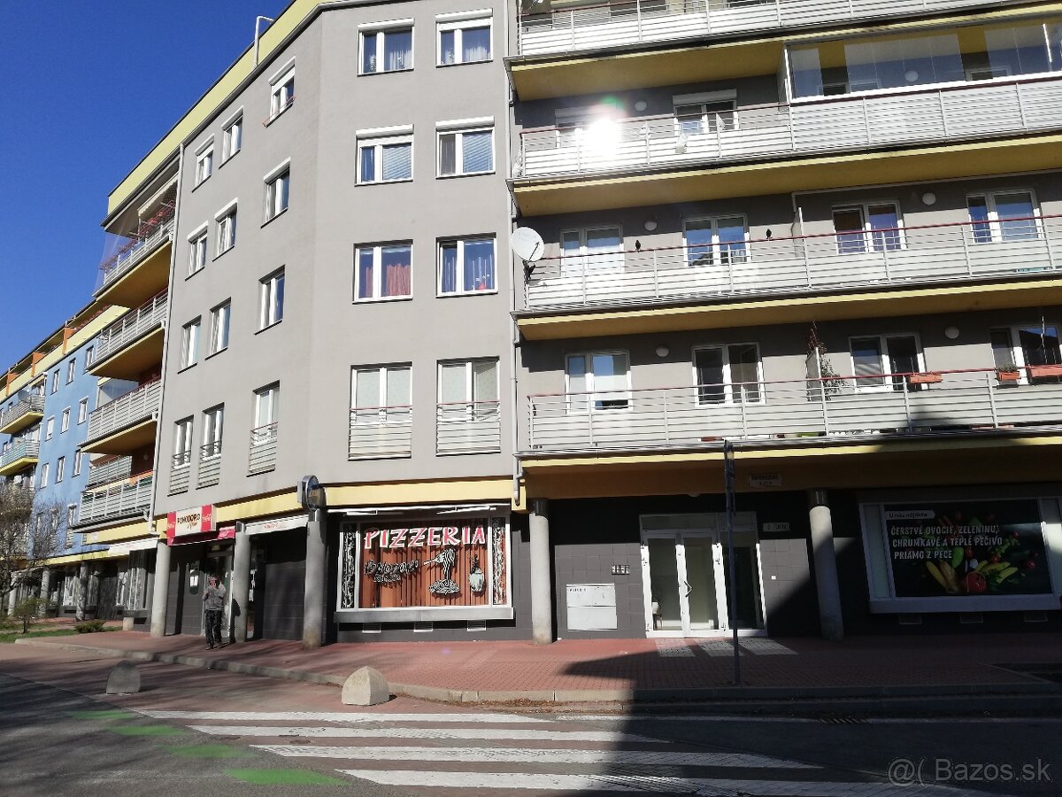 Prenájom väčší 2 izb. byt, PETRŽALKA, začiatok