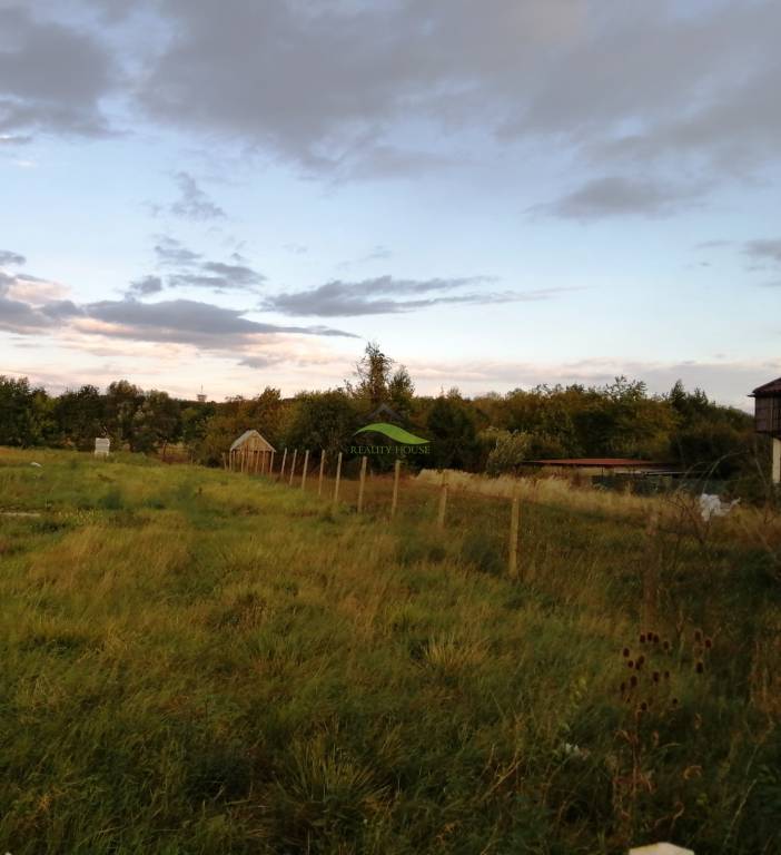 Veľkorysý STAVEBNÝ pozemok priamo v Michalovciach.