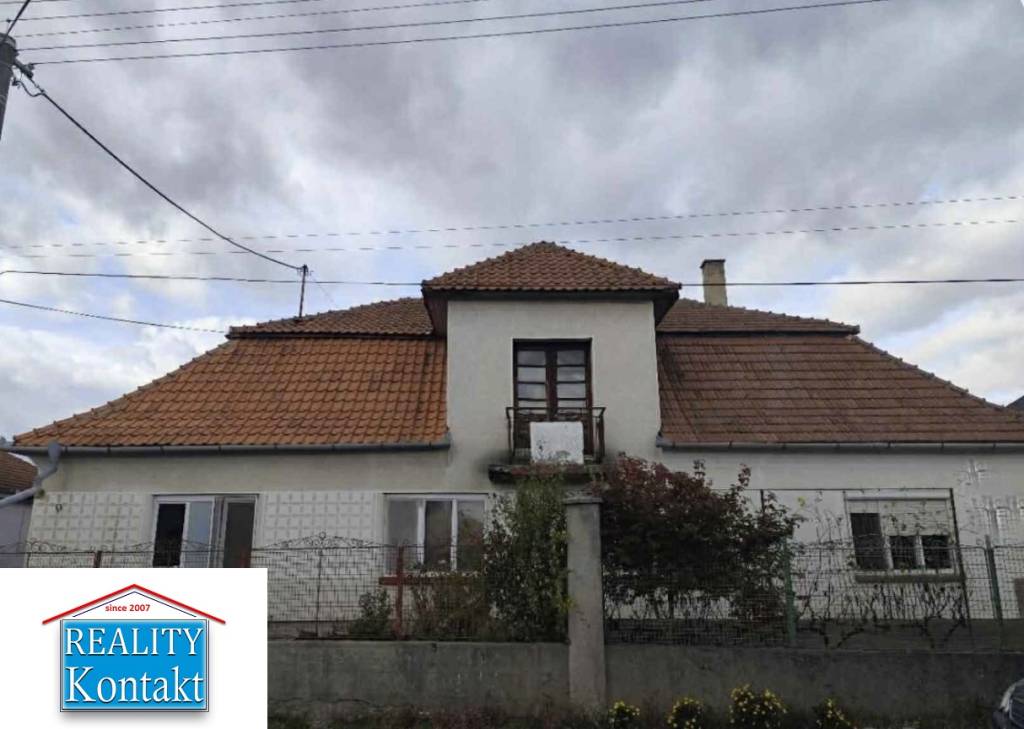 Predáme rodinný dom v obci Zemné