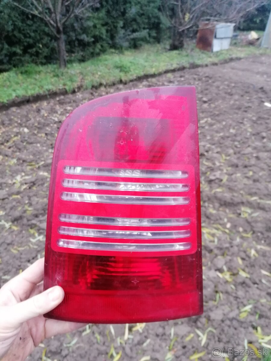 Škoda Octavia I Zadné sveta komplet práva lava