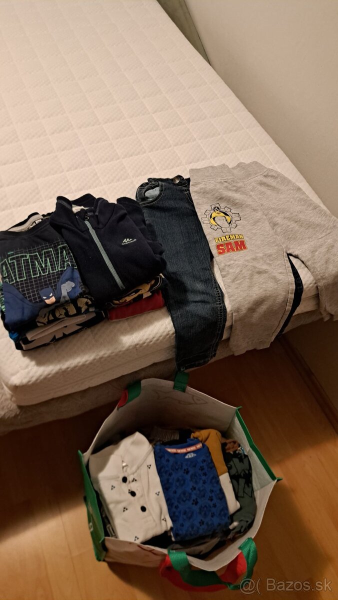 Darujem detské oblečenie pre chlapca