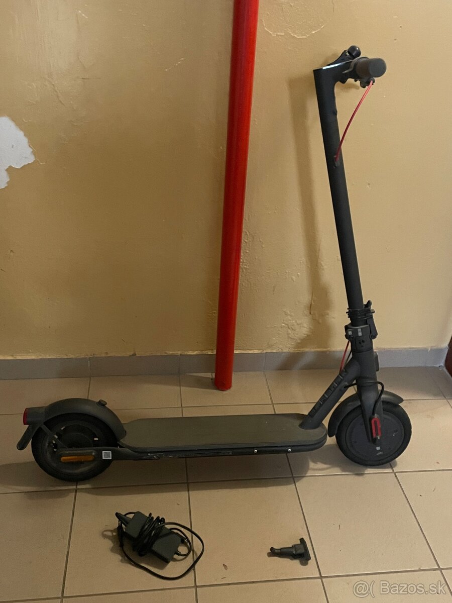 Predám elektrickú kolobezku Xiaomi