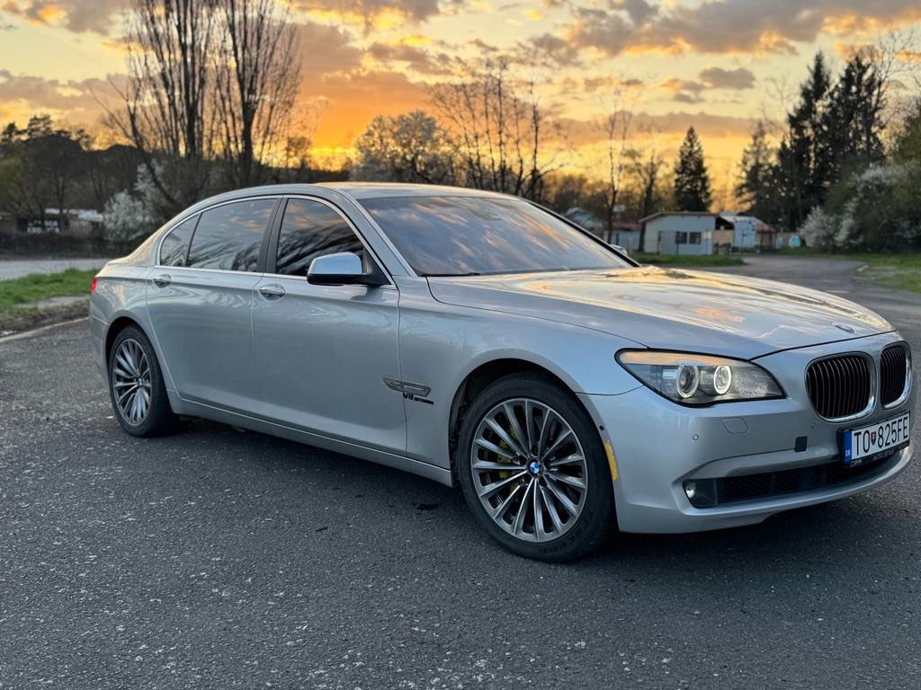 Predám BMW 750li