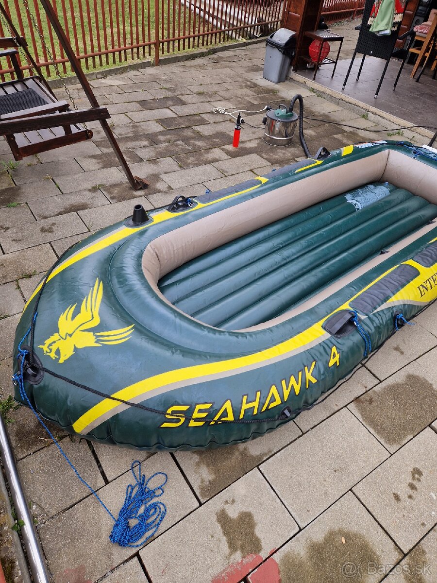 Čln Seahawk 4