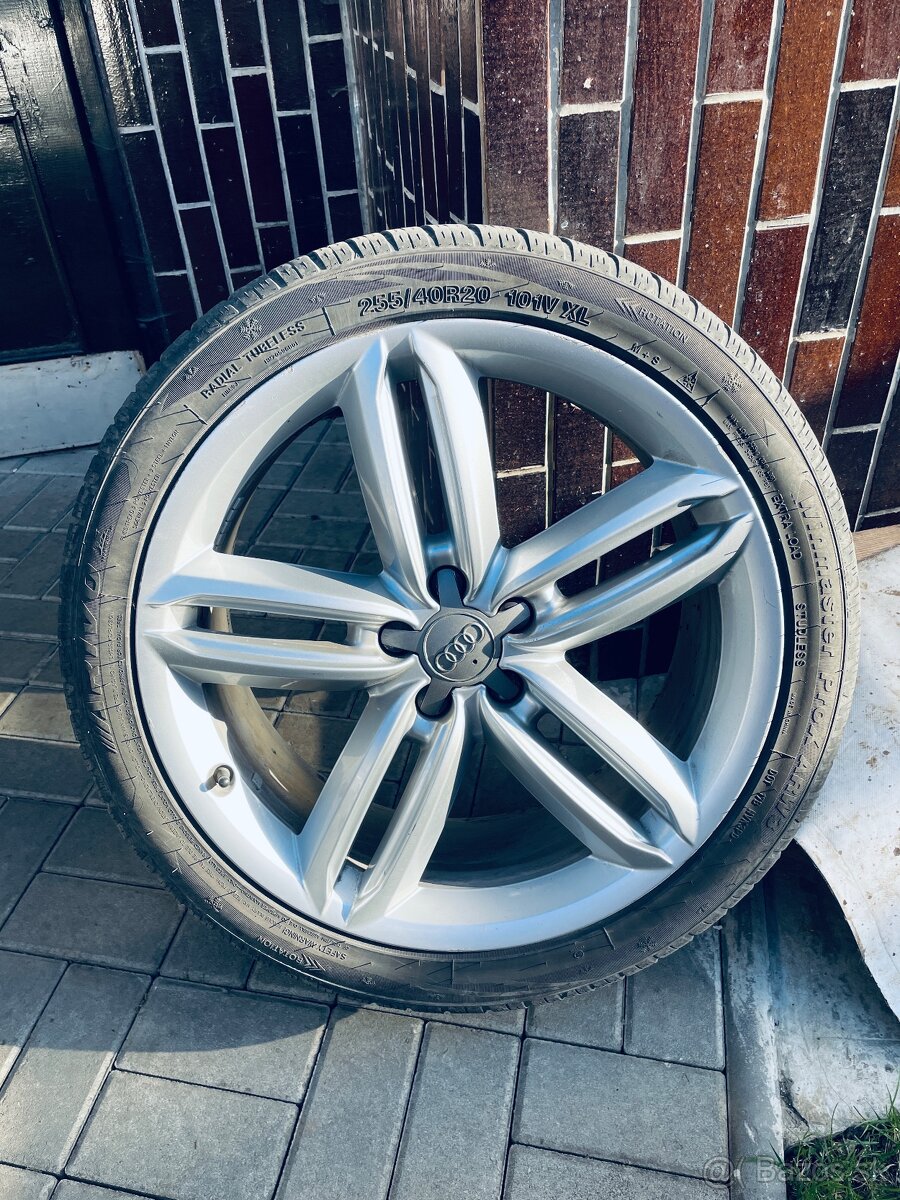 Predám 5x112 r20 + letná a zimná sada pneu