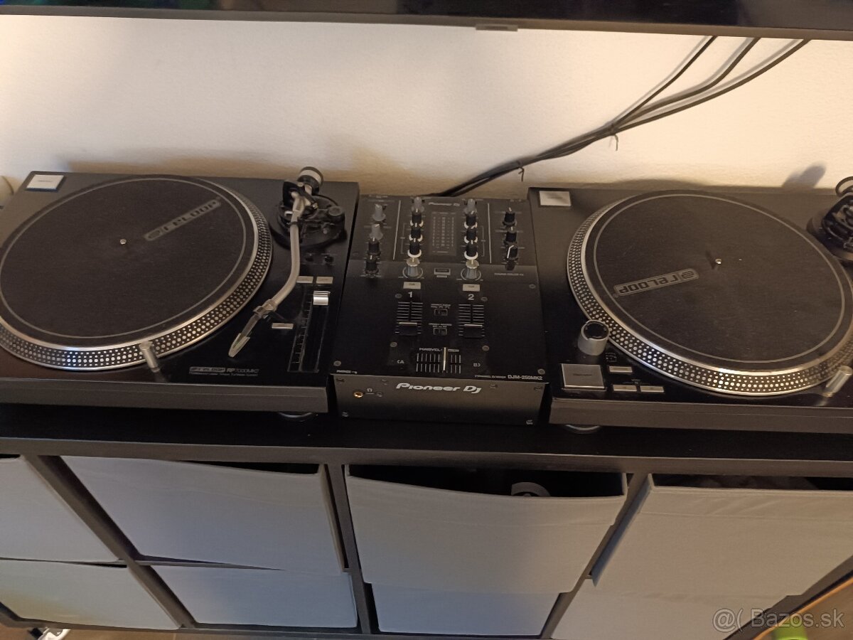 Predám gramofóny Reloop RP7000 MK2 a mix pioneer djm 250 mk2