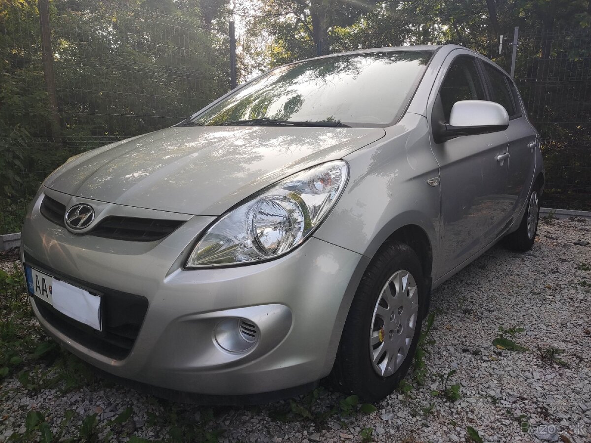 Hyundai i20, 1.majiteľ, kúpený na Slovensku
