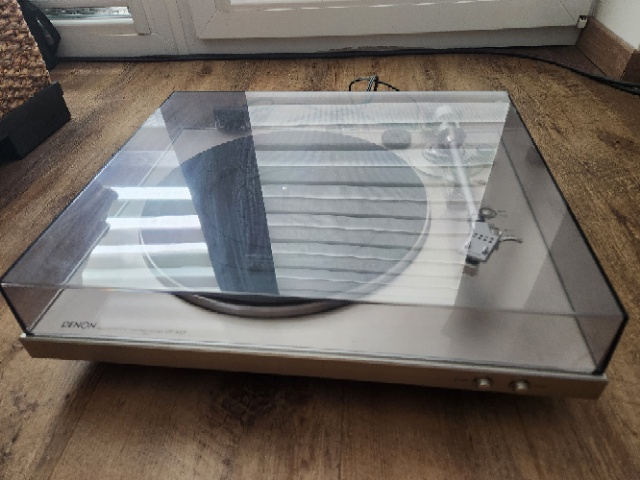 Predám gramofón Denon DP300F