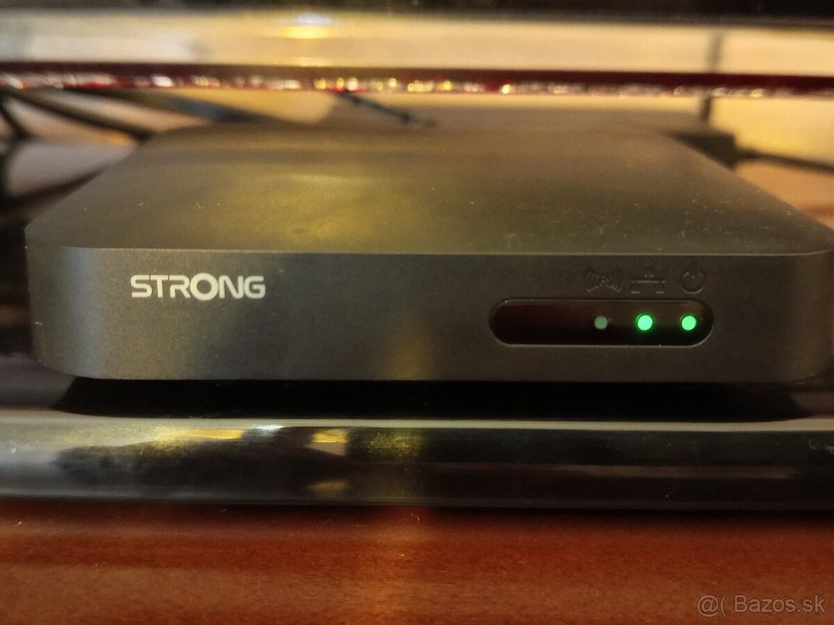Multimediálne centrum (android TV box) "Strong LEAP-S1"