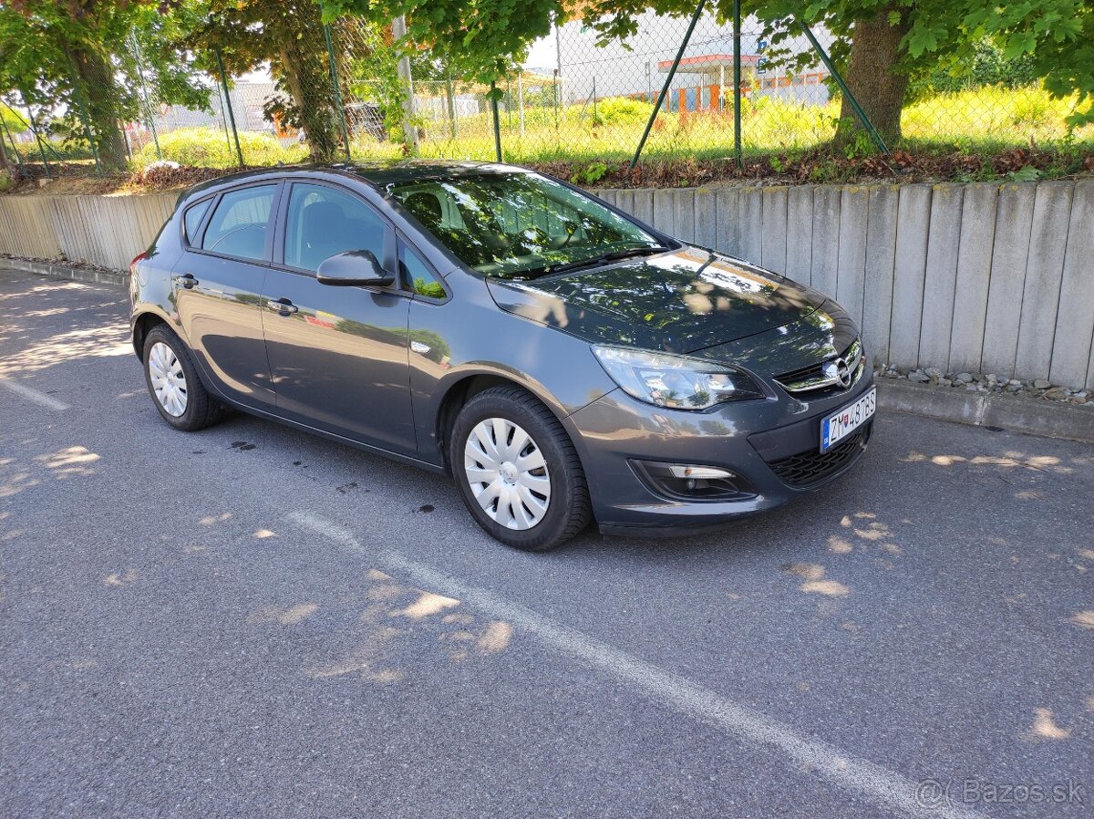 Opel Astra 1.4 Turbo benzín, 88kW