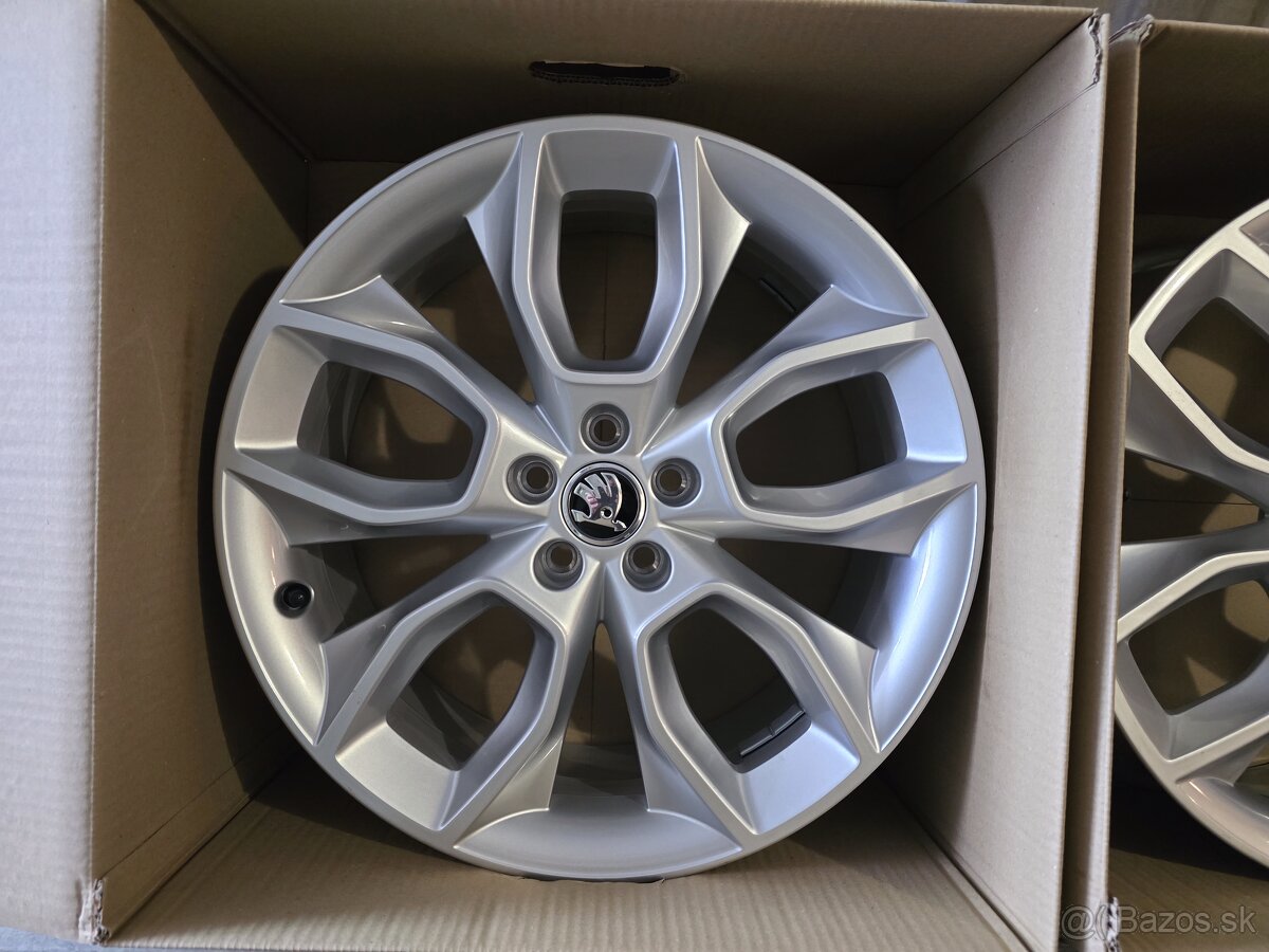 5x100 R18 Škoda Crater Vega Kamiq Scala Rapid Nepoužite