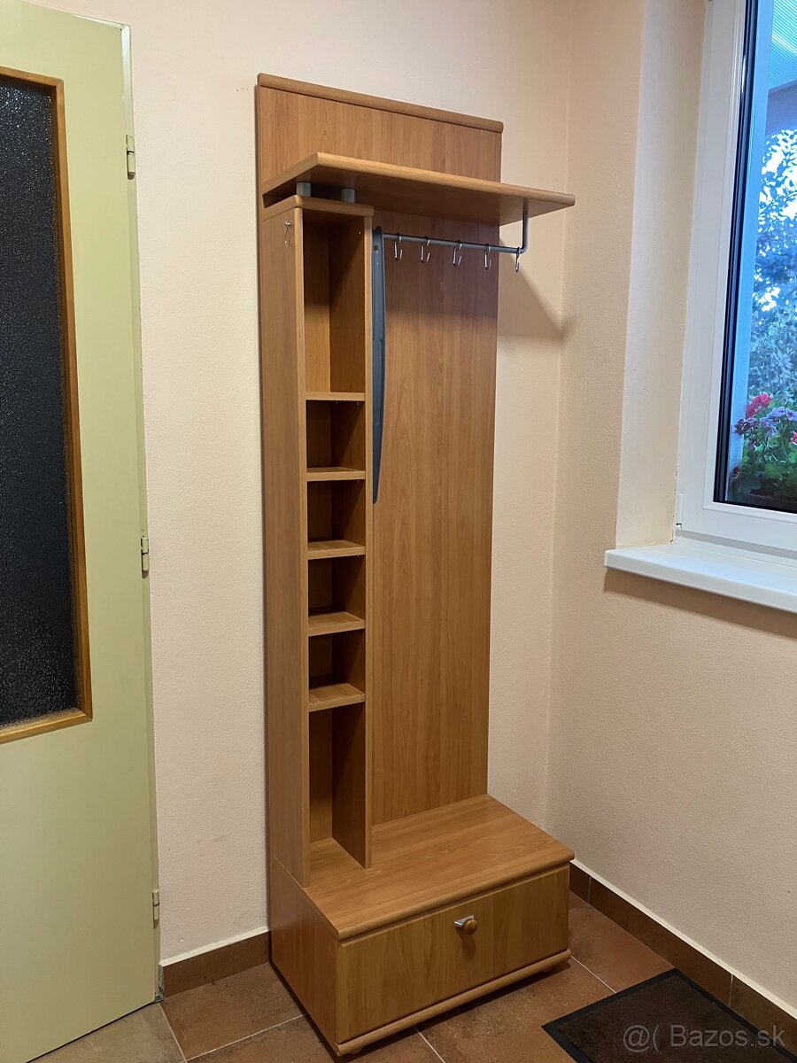 Predám šatníkovú stenu