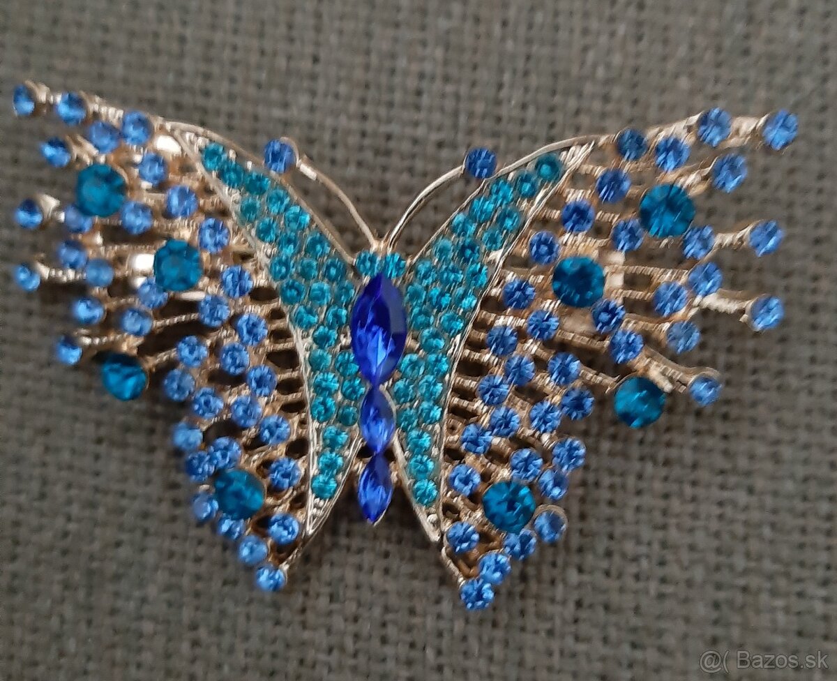 Brošňa c.24 - motýĺ v modrom