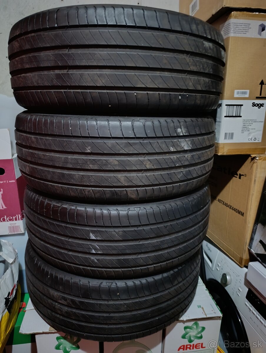 Predám Letné pneumatiky Michelin 205/55/17