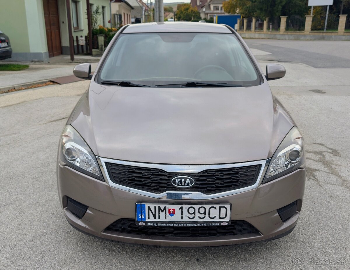 Predám Kia Ceed 1.4 benzín+plyn