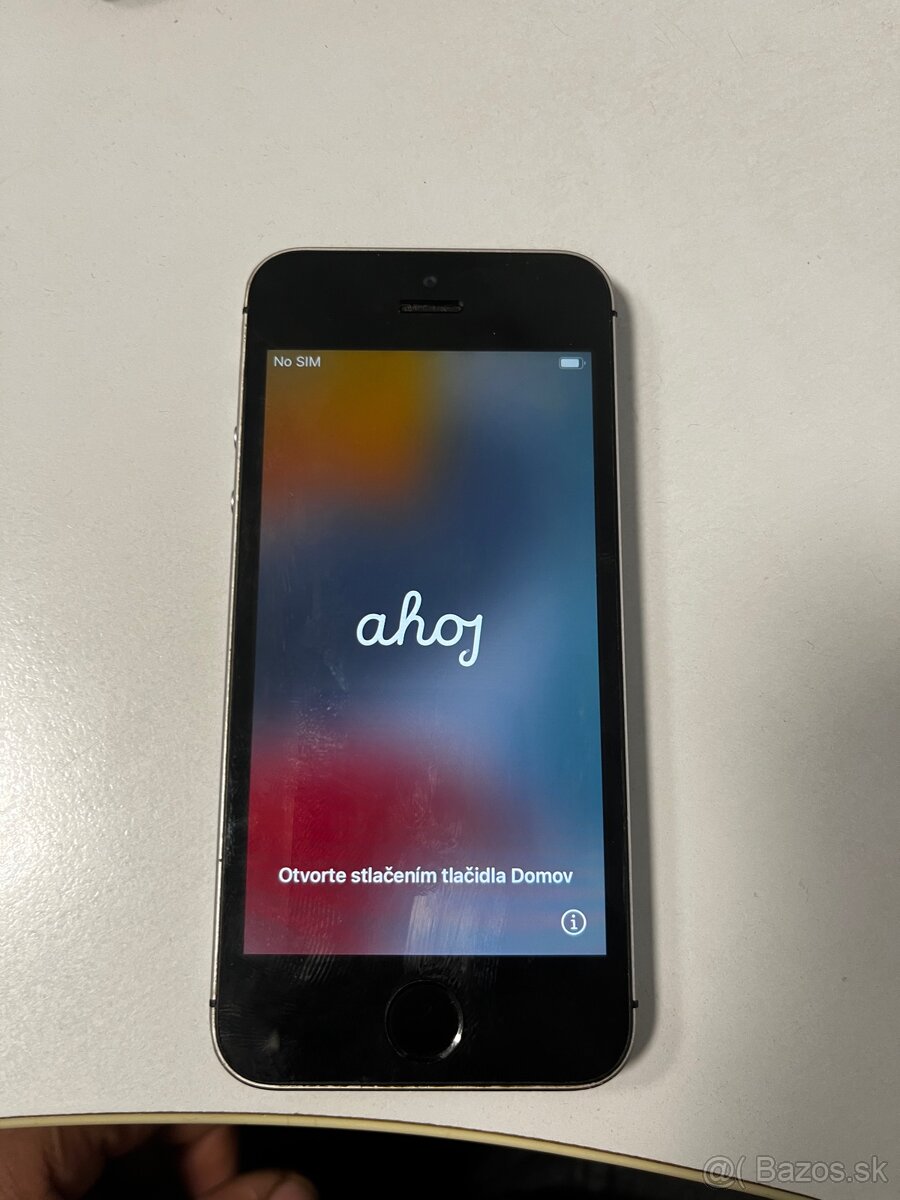 Predám iPhone SE 2016