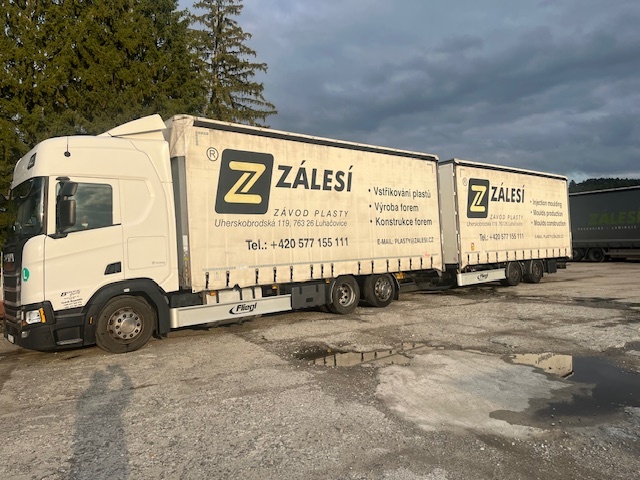 velkoobjemová tandemová souprava SCANIA R 410