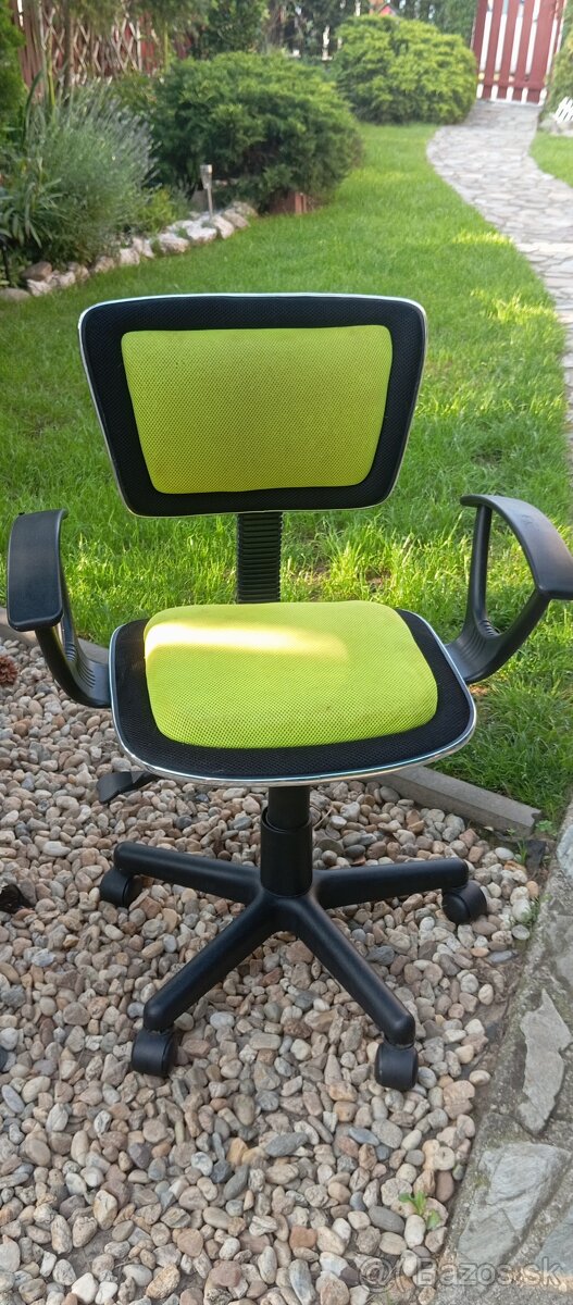 Kancelarska stolicka