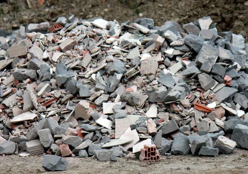 Darujem stavebnu sut